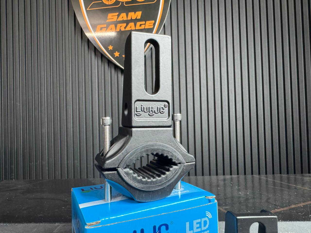 Heavy-Duty Leg Guard Clamp