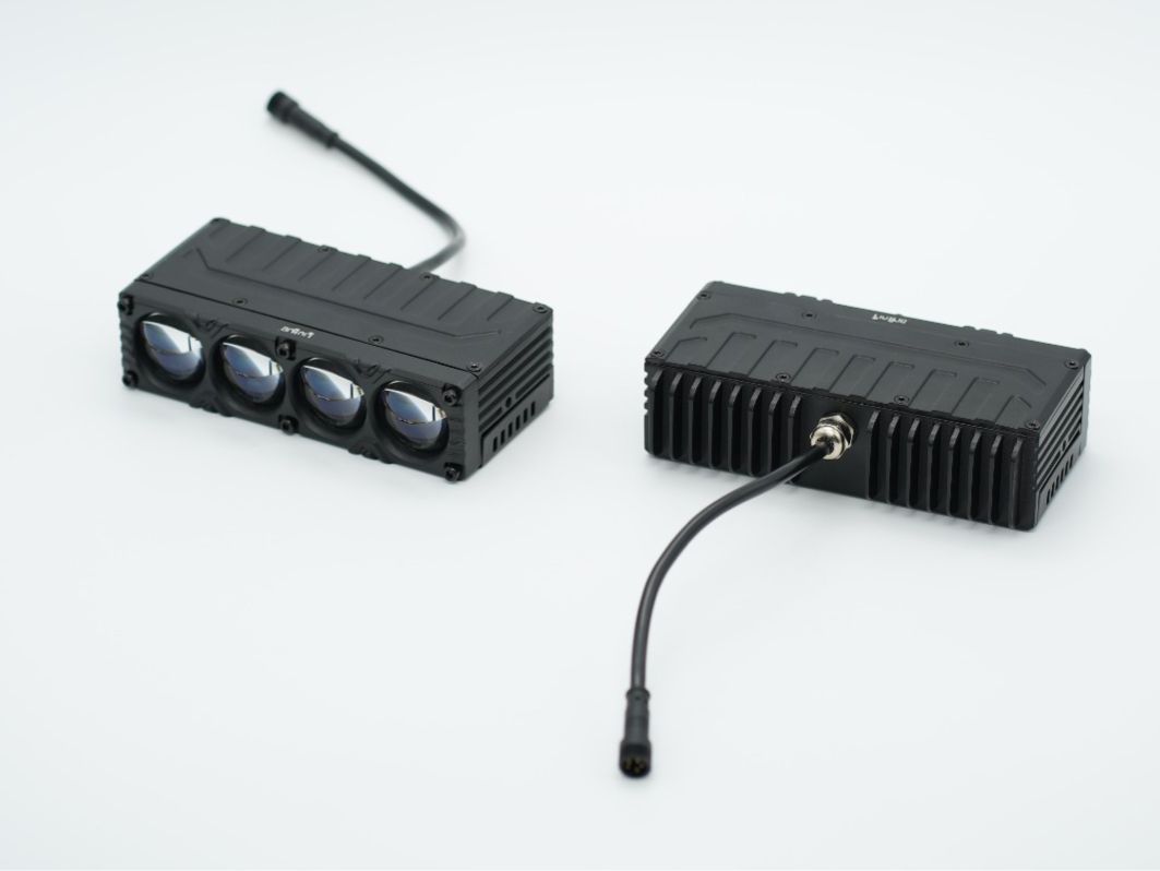 Liu hjg Blaze 4 (Tri-colour)