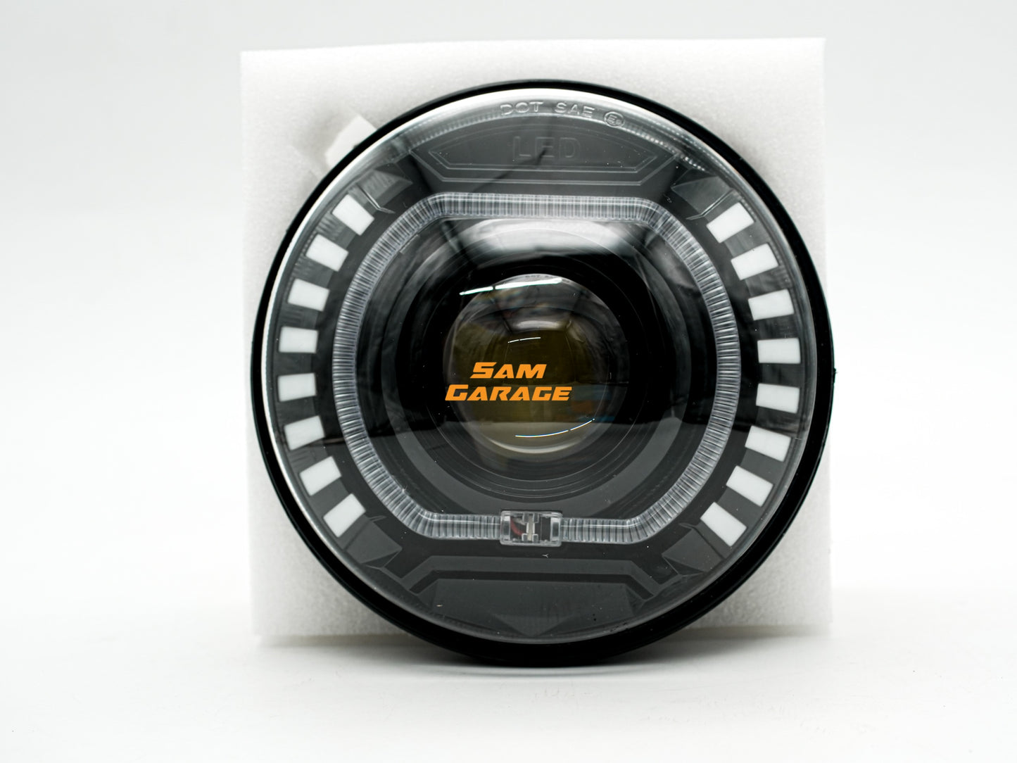 Liu-Hjg C 227 Projector Headlight