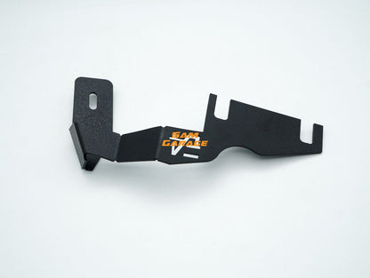 Heavy-Duty Rotatory Windshield Clamp for Mahindra ScorpioN
